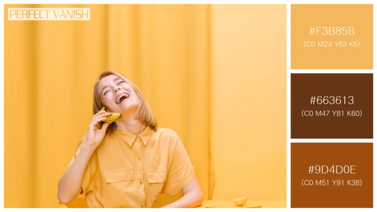 ファッショナブルな女性モデルの無料配色パターン 3色 フリー woman talking phone
